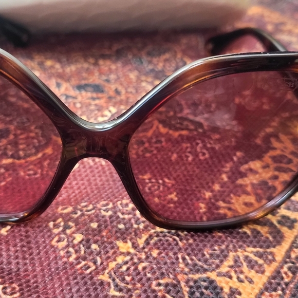 🌞Coach sun glasses - Picture 5 of 5